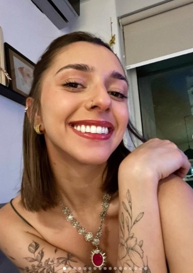 Maylen Battaglia, creadora del emprendimiento mbatta.ar, sonriendo en un retrato casero